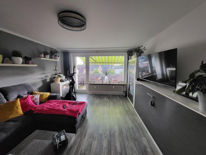 Geräumige 3,5-Zimmer-Wohnung in Wedel zu mieten – Foto 3