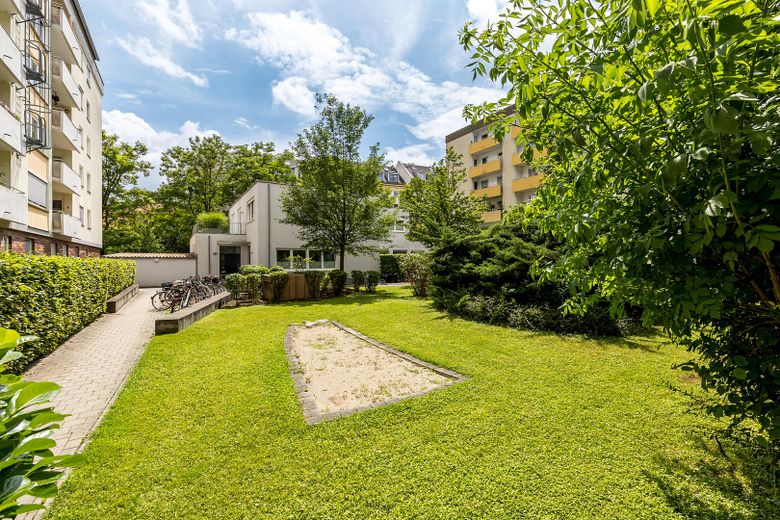 Ruhiges modern, möbliertes Appartement nähe Ostbahnhof – Fahrräder 