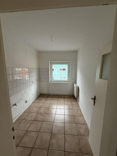 Gut geschnittene 2 Zimmerwohnung KDB – Küche