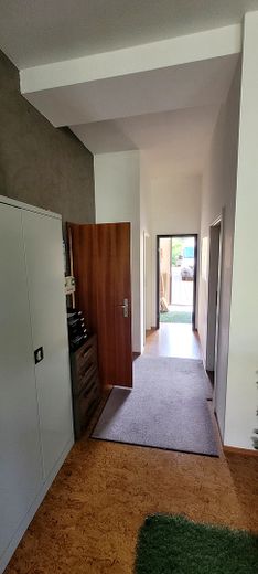 In affitto - Ufficio, studio estetico, ambulatorio - Neustadt a. d. Aisch – Flur