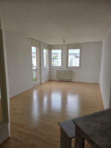 3-Zi.-Wohnung mit 2 Balkonen & EBK – ruhige Lage – Foto 5