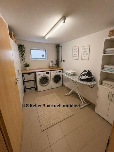 1-gezinshuis in 93333 Neustadt/Do (bj 2003), 120m² woonoppervlakte, 532m² grond en dubbele garage – KG Hausw.Raum virtuell möblier