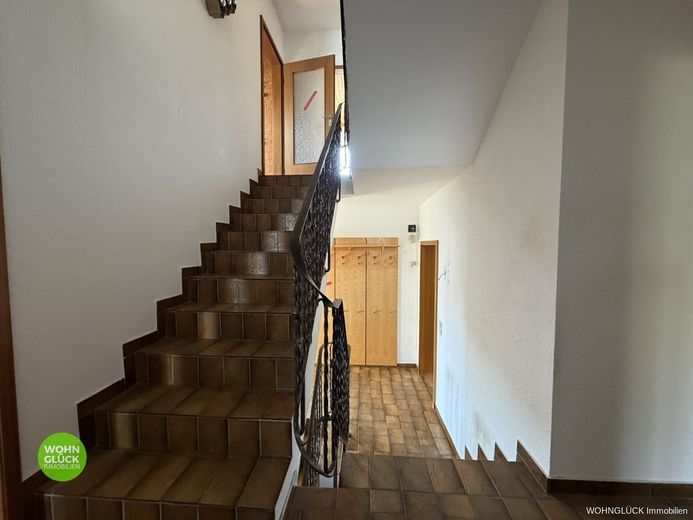 Helles, sympathisches Haus in Dieburger Bestlage – Treppenhaus