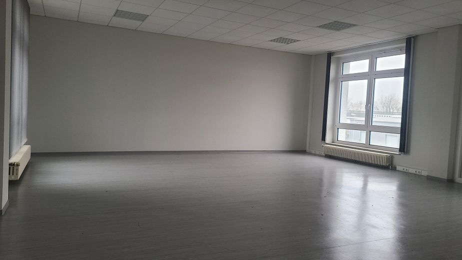 Büroetage im Gewerbegebiet Am Hasensprung im 2.OG – Büro