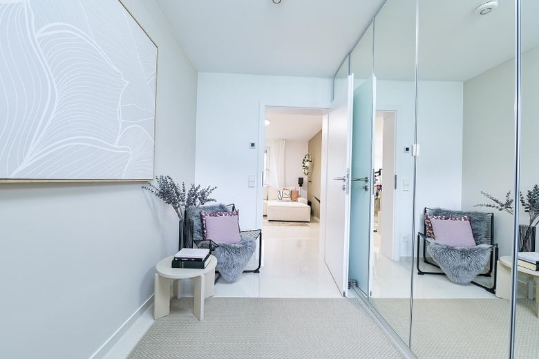 Voll möblierte und neu renovierte 3-Zim.-Wohnung in HN-City mit Einzelgarage - PROVISIONSFREI – Arbeitszimmer