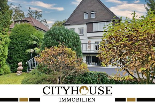 CITYHOUSE: Charmante Villa mit Potential und Geschichte in bevorzugter Lage mit großem Grundstück