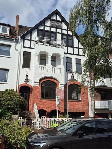 Bremen-Schwachhausen | Exklusive 4-Zimmer-Altbauwohnung, 105 m², 2 Balkone, provisionsfrei – फोटो 1