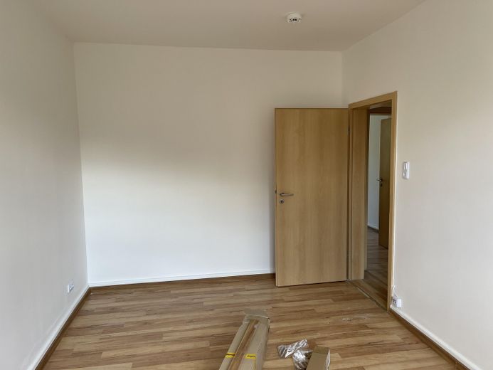 Helle Wohnung 15-10 in der Nähe der Uni – Zimmer 1