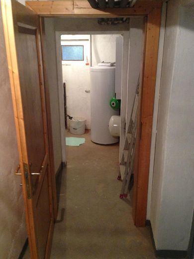 Einfamilienhaus mit Einliegerwohnung in Premium-Revitalisierung – Heizraum