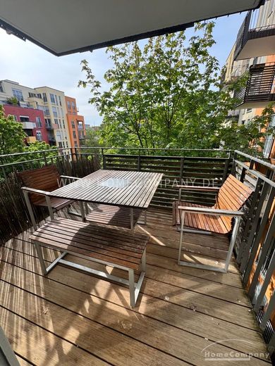 Moderne, helle Loftwohnung mit Süd-Balkon am Kustermann Park – zentral  &  ruhig – bb80e4e0f2acdf1f1fff06d002db6edfa65b53c8.jpg