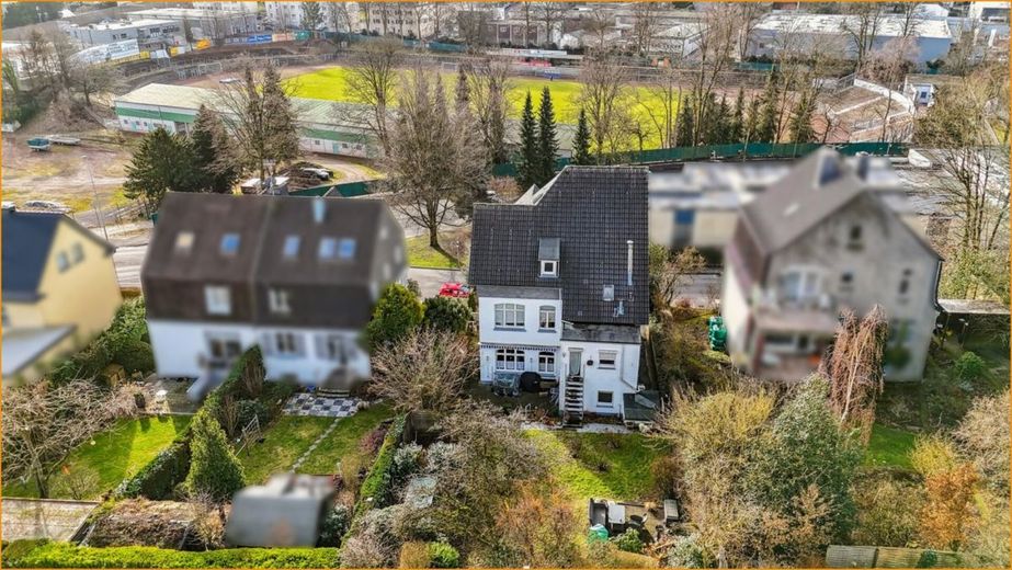 Charmantes Bergisches Dreifamilienhaus im schönen Lennep – 22261dfe-0027-44fc-9294-3eea02f43de6