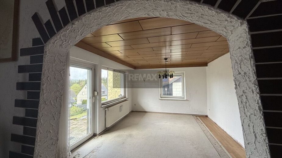 Charmante Doppelhaushälfte mit Gartenidylle und traumhafter Aussicht in Fichtelberg – Bild 11