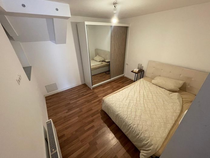 Zentrale Terrassenwohnung mit offenem Schnitt – Schlafzimmer