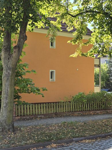 Edificio plurifamiliare con 10 unità abitative nel quartiere delle ville di Stendal – Westgiebel z. Freiherr v. Stei
