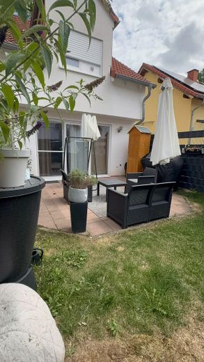 Reihenendhaus mit Keller, Garten, Pelletofen, 2 Stellplätzen & Gartenhaus – 55270 Jugenheim – privat – Garten / Terrasse 3
