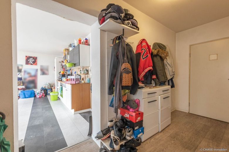 Eigentumswohnung im 1. OG mit Lift zum TOP-Preis - Wohnen oder Vermieten in Hamelner Bahnhofsnähe! – Flur Wohnung 1
