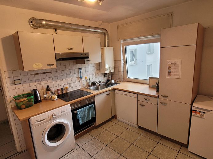 Großzügige, helle 3-Zimmerwohnung in Südstadt – Küche