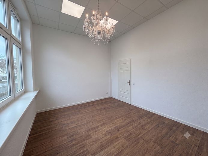 Ihre neue Visitenkarte in Osnabrück: Renovierte 158 m² Bürofläche mit exzellenter Außenwirkung – Büro 2