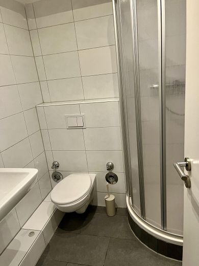 KÖLN-SÜDSTADT; LICHTDURCHFLUTETES 1 ZIMMER-APARTMENT – Foto 6