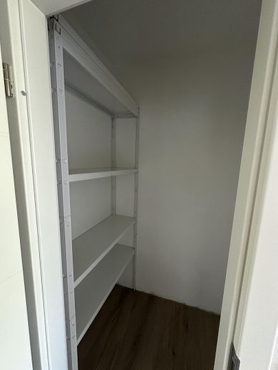 Gemütliche Wohnung (3 ZKBB) im Stadtteil Ko-Karthause inkl. Einbauküche, Balkon und Tiefgarage – Abstellkammer in der Wohnung