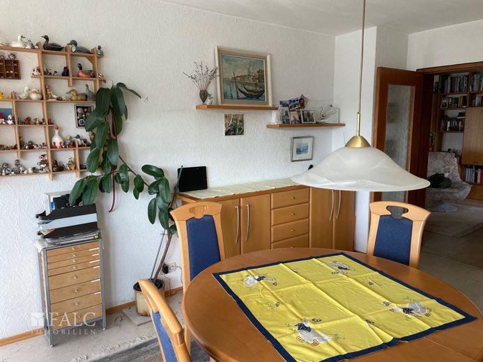 Garten-Wohnung im Reihen Endhaus, helle 3,5 Zimmer, Terrasse + Garage + Platz – Kindi / Arbeitszimmer