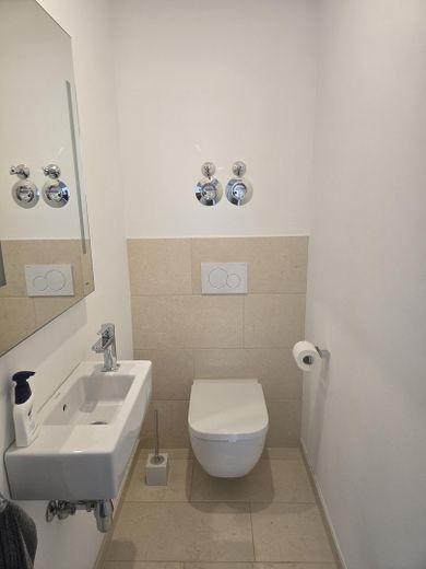 Ampio appartamento di 4 locali a Eggenstein-Leopoldshafen – Gäste-WC