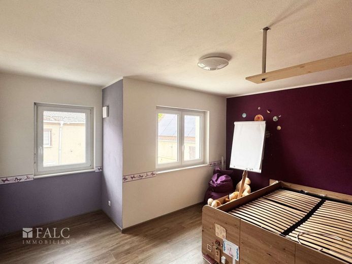 Energieeffizienzhaus A+ mit großem Grundstück, Privatsphäre und viel Natur - provisionsfrei! – Kinderzimmer