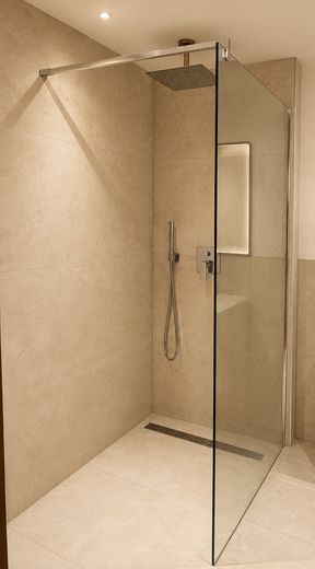 Modernisierte 3 Zimmer Wohnung in Höfingen – Dusche