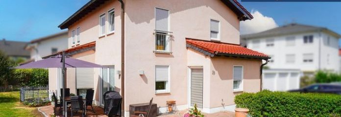 Freistehendes Einfamilienhaus mit viel Platz – ideal für Familien in Rheinbach