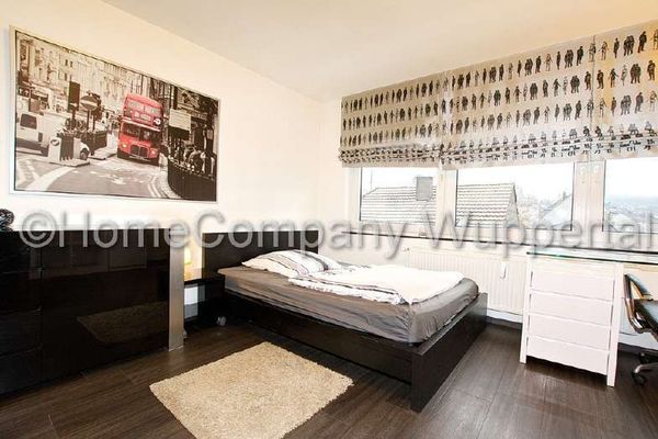 Business apartment with high-quality furnishings, cleaning service and DSL Wi-Fi