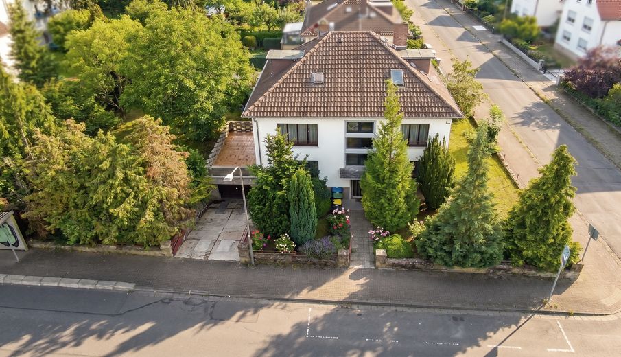 Giessen-Schwanenteichviertel'de 2 aileli ev - merkezi ve sakin, seçkin konum – Außenansicht