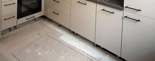 Pierwsze zasiedlenie po generalnym remoncie: mieszkanie 2-pokojowe z balkonem, 2. piętro