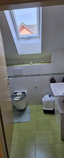 Luxus-Oase am Waldrand: Modernes A + Effizienzhaus mit Pool und Top Bahnanbindung! – Foto 25