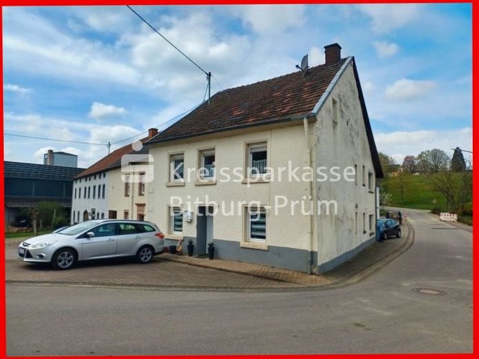Reihenendhaus mit Terrasse – Foto 1