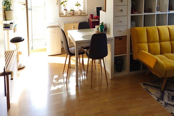 *No commission*From the owner, immediately available, stylish apartment with underground parking