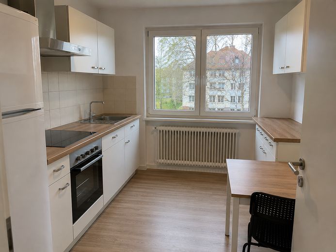 17 m² in sanierter 3er-WG | Göttingen-Geismar | für Studierende & Berufstätige – Küche