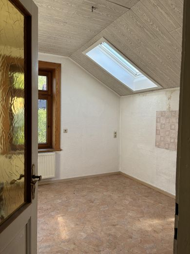 Idyllische Villa/Mehrfamilienhaus in grünem Erholungsort (Harz) - mit Ausbau-/Investmentpotential – Küche 2. OG Nordosten