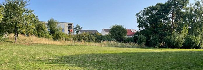 Herxheim में शांत स्थान पर 628 m' का भवन-योग्य भूखंड - अधिकतम दो आवास इकाइयाँ