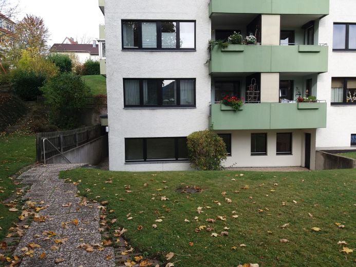 Wohnung-Hausansicht-Südseite
