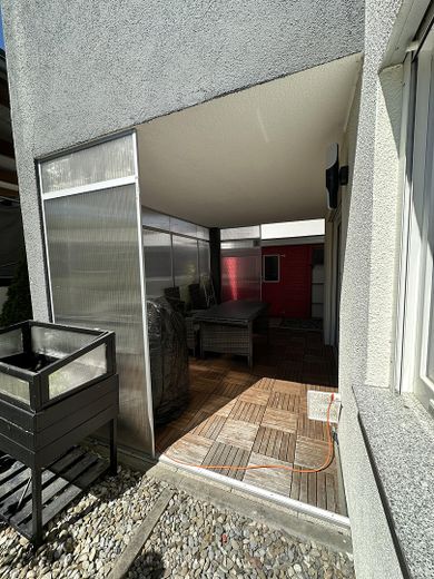 Hochwertig ausgestattete und gepflegte 4,5 Zimmer- Erdgeschosswohnung am Bodensee – Terrasse