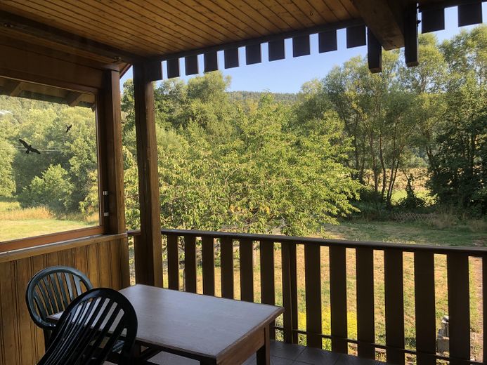 Einfamilienhaus mit Garten und eigenem Bachzugang !! – Blick vom Balkon im EG