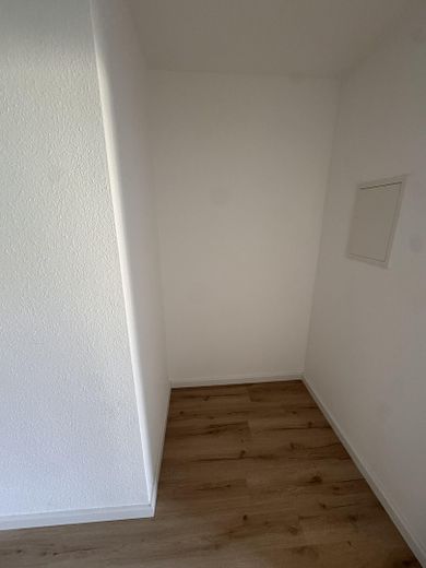 Move in instead of furnishing – spacious, furnished 1-room apartment – Photo 5
