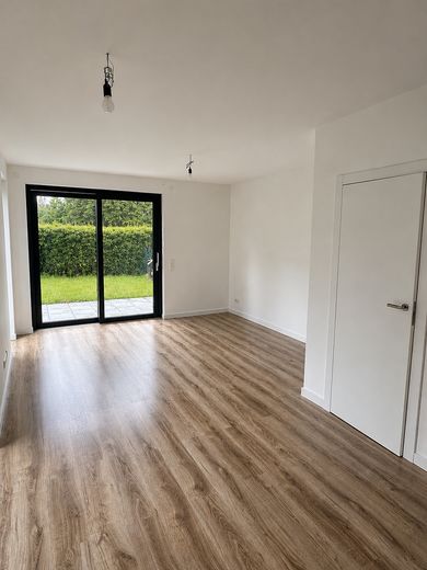 Nowy dom w Berlinie-Müggelheim – A+, taras na dachu, ogród, 4,5 pokoju, bez prowizji – Zdjęcie 8
