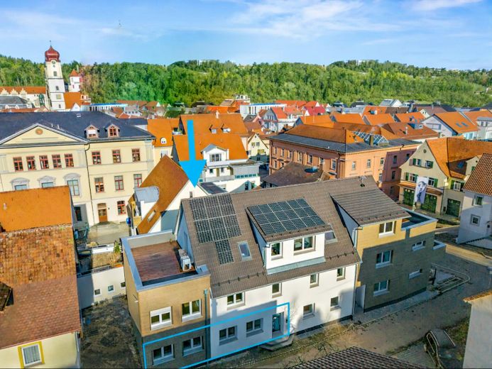 3,5-Zi.-EG-Wohnung, Erstbezug nach Kernsanierung – bis zu 45.000 € KfW-Zuschuss – Hausansicht