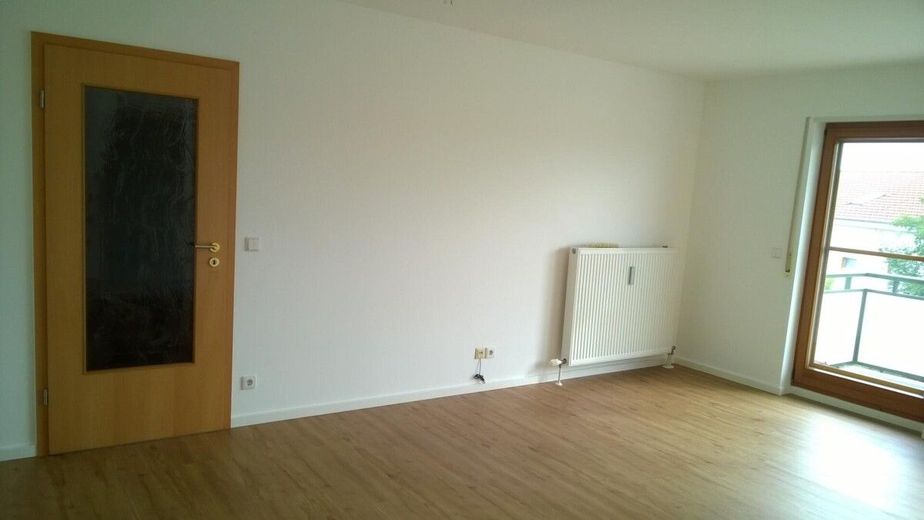 Stilvolle DG-Galerie-Wohnung in 85386 Eching – ETWE Wohnzimmer 3