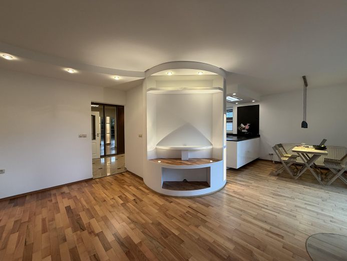 Licht, Luxus, Lebensqualität – Einfamilienhaus mit Charakter – फोटो 9