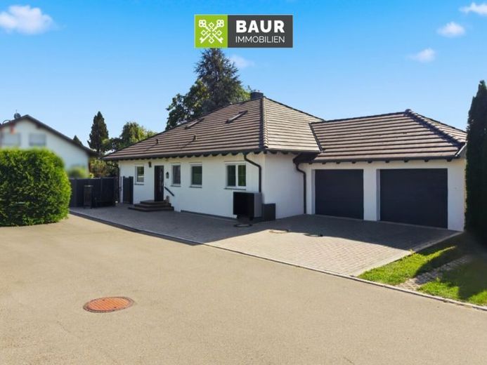 360° I Modern, großzügig, bezugsfrei – Bungalow mit Einliegerwohnung und großem Grundstück – Foto 1