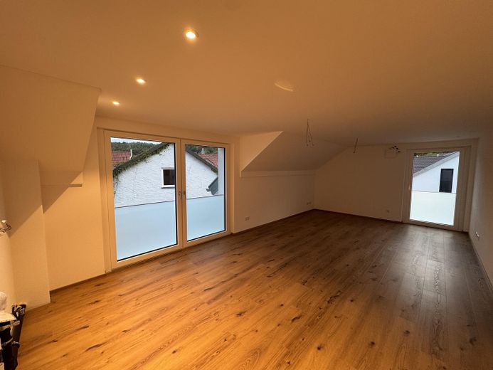 Wohn-/Esszimmer 