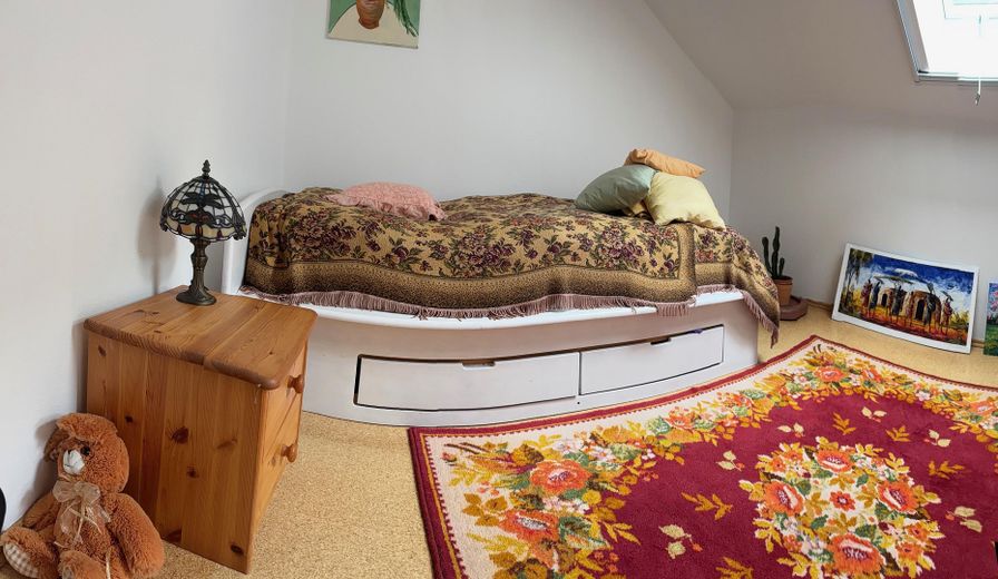 Viel Platz für Ihre Familie in einem gepflegten Reihenmittelhaus in Dachau – Gästezimmer