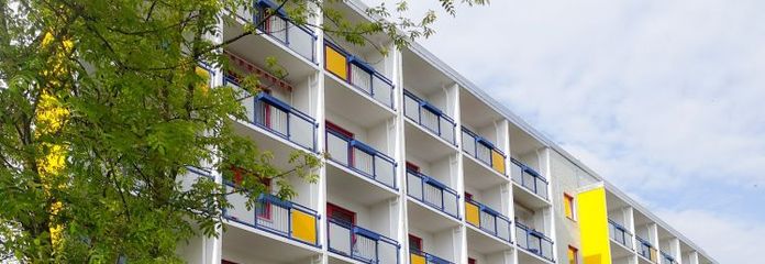 Apartamento de 1 habitación adaptado a la edad con balcón y ducha